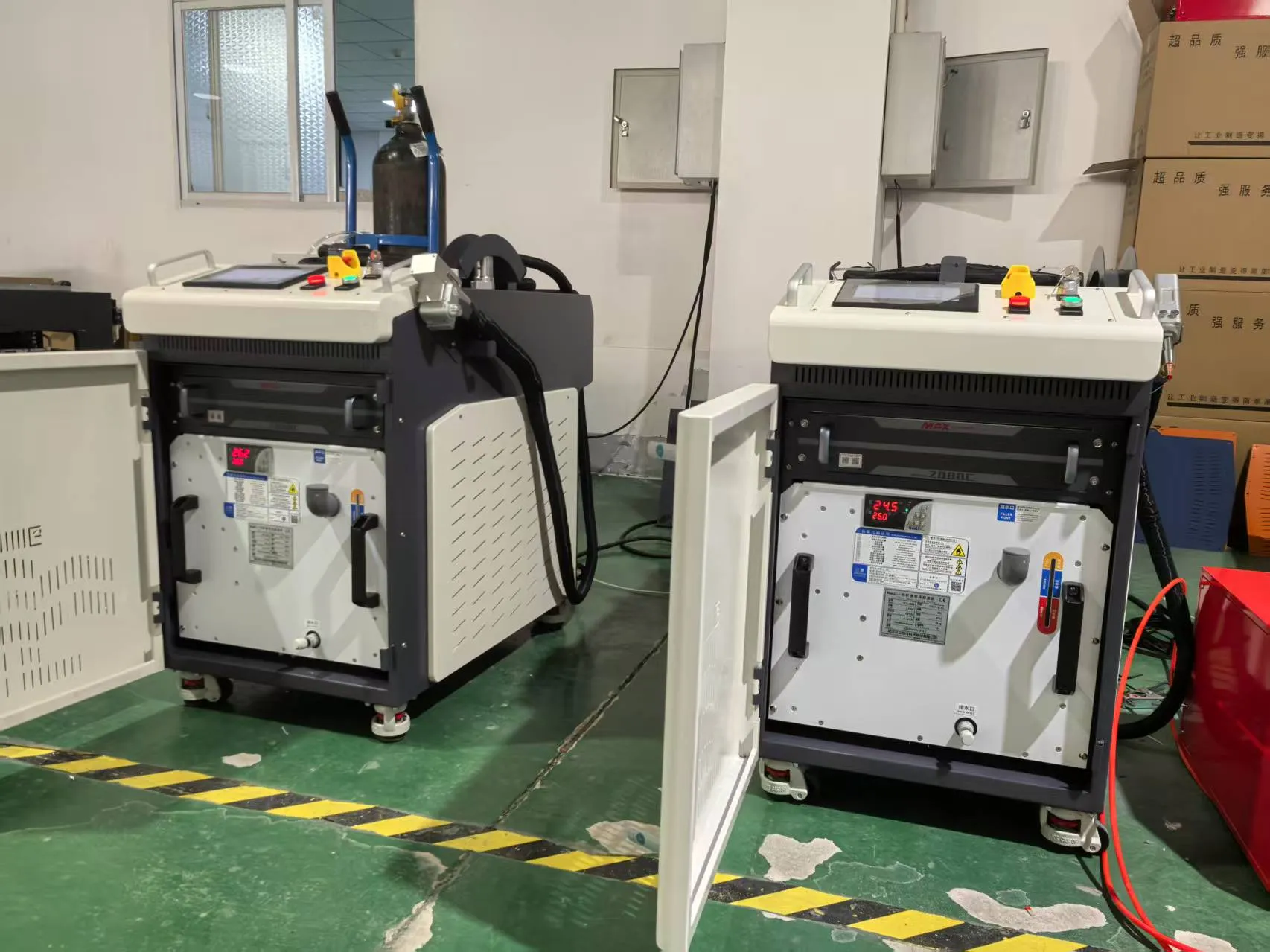 3 IN 1 LASER WELDING CLEANING CUTTING MACHINE